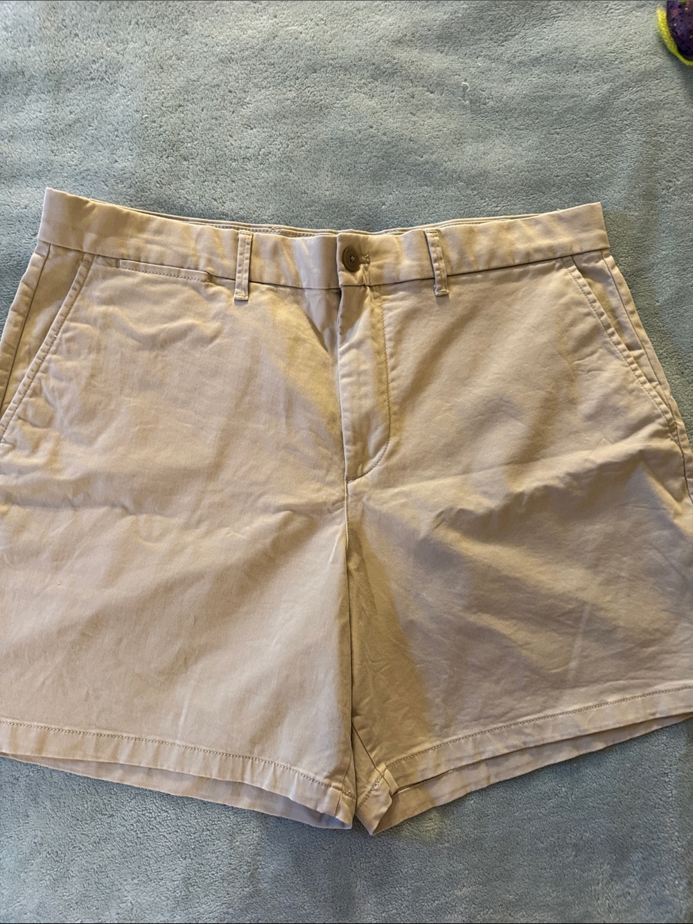 GAP Men’s Classic Khaki Cotton Shorts 34” Waist